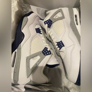 **SOLD** Air Jordan 4 Retro Midnight Navy